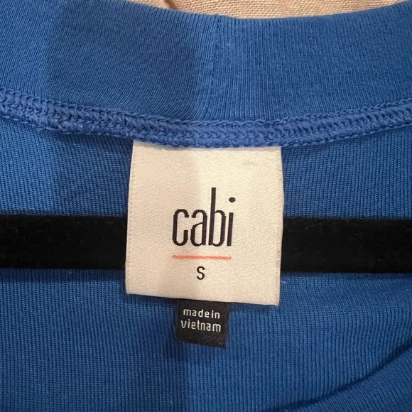 Cabi Flutter Tee #6132 Blue - Picture 6 of 7
